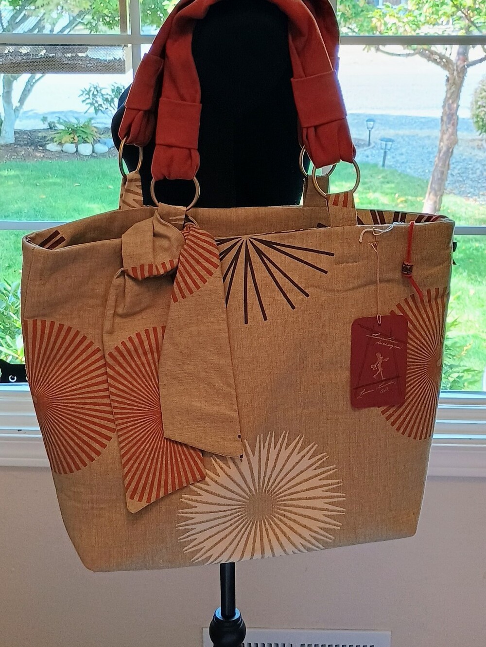 NWT Beautiful Fall Tote - Picture 8 of 8